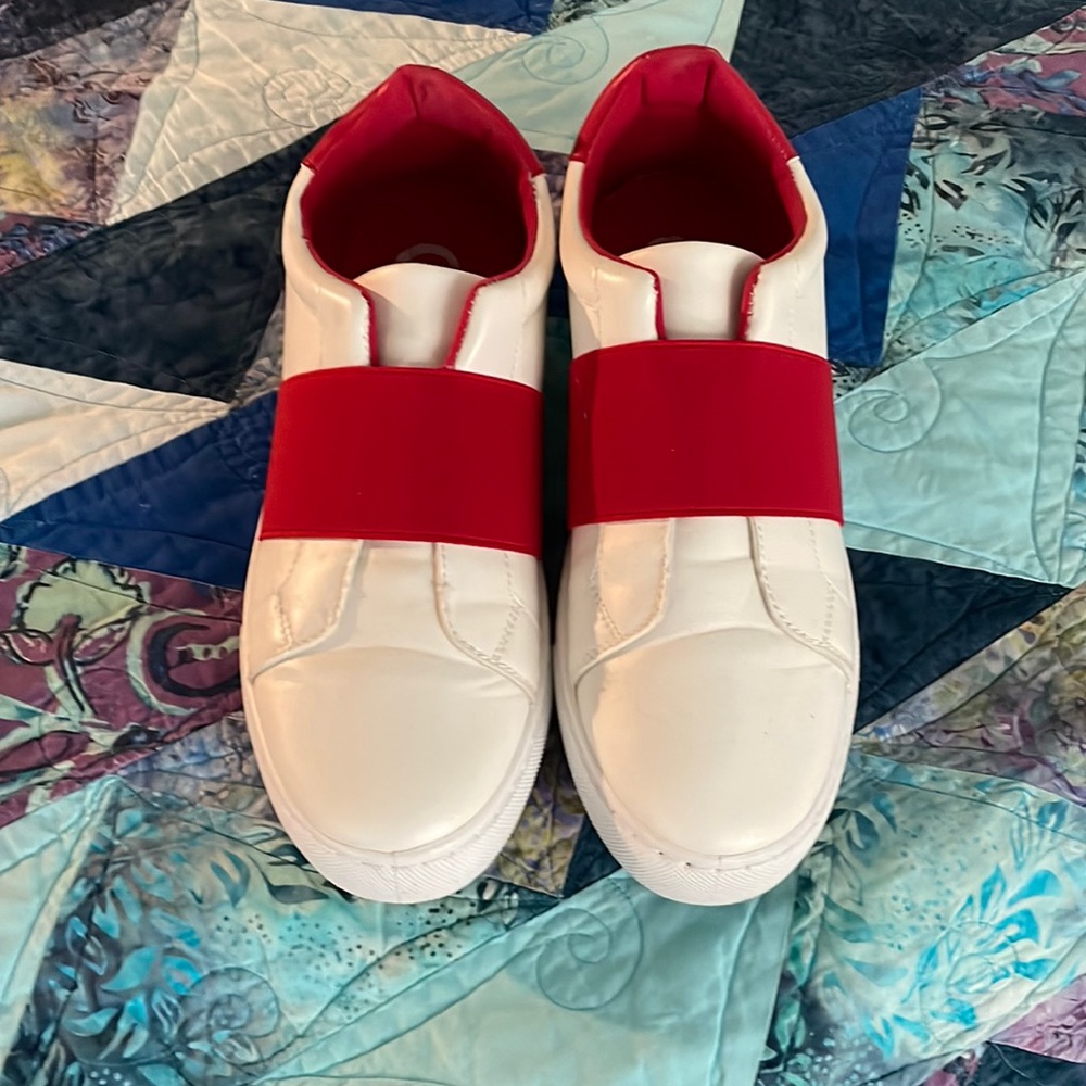 Journee Collection Womens Jc Billie Slip-On Shoe 8.5 Red